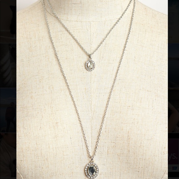 🥂Gorgeous Multi-Layer Necklace🥂 - Picture 2 of 3